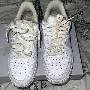 Woman’s Air Force ones 6.5